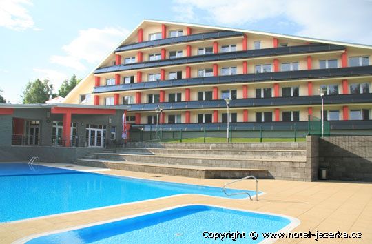 HOTEL JEZERKA *** SE