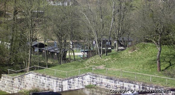 CHATOV� OSADA POD HR�Z� - BYST�I�KA
